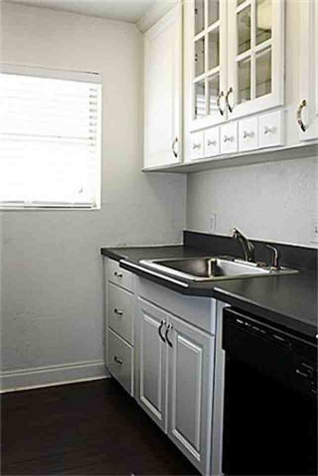 2729 Hurstview Drive - 2729 Hurstview Drive #D - Photo 6 of 16