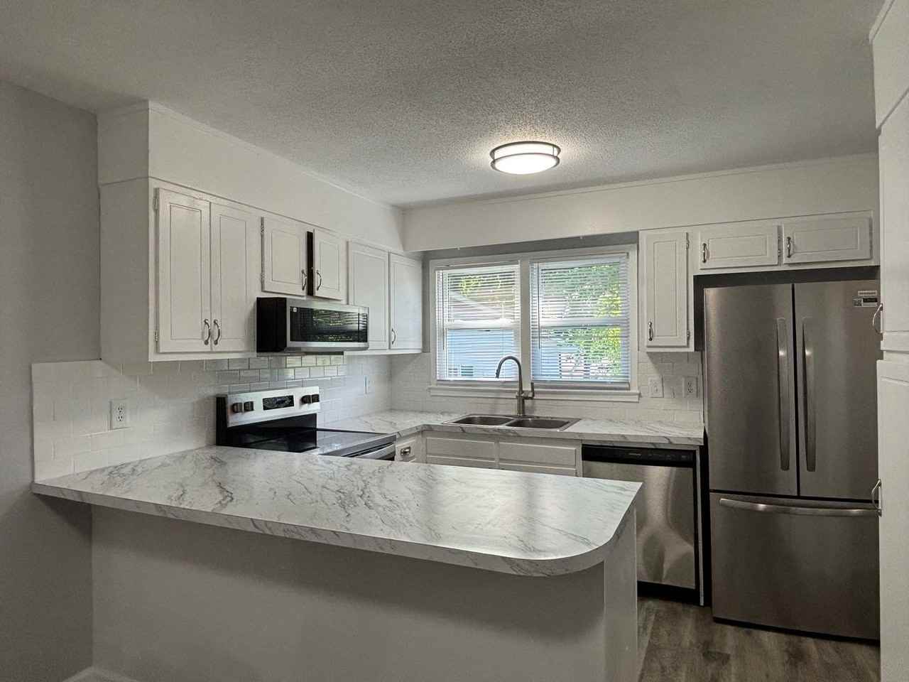 4 Clark Ct - Photo 4 of 18