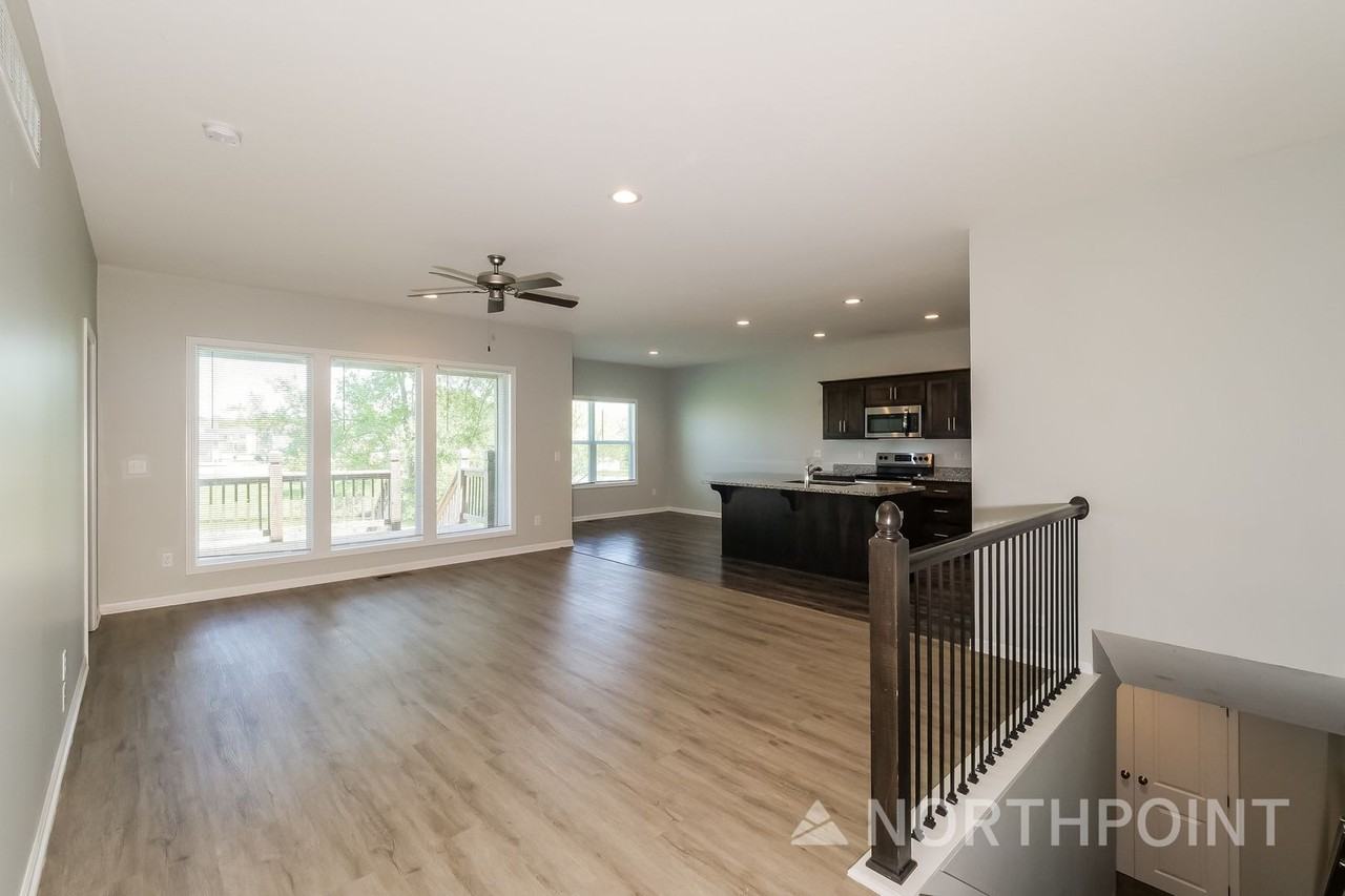 21715 North Rdg - Photo 4 of 16