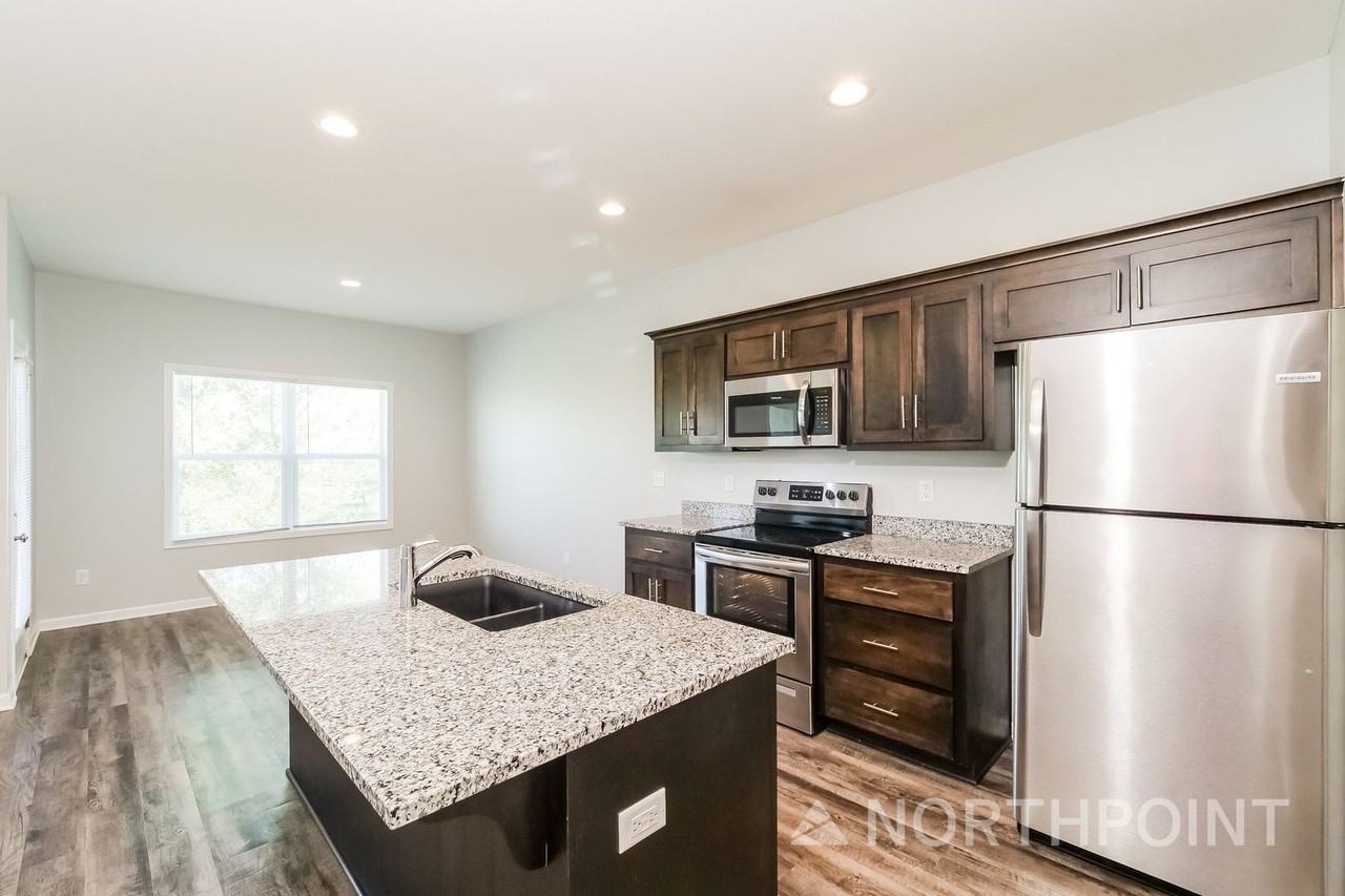 21715 North Rdg - Photo 6 of 16