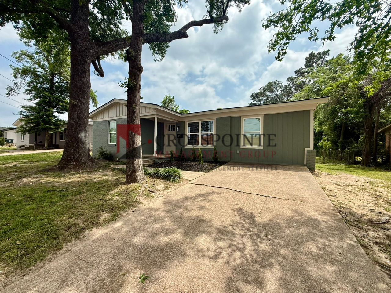 1309 Lamar St - Photo 3 of 26