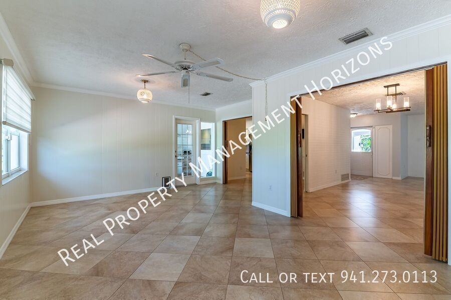 5217 Canterbury Dr - Photo 6 of 26