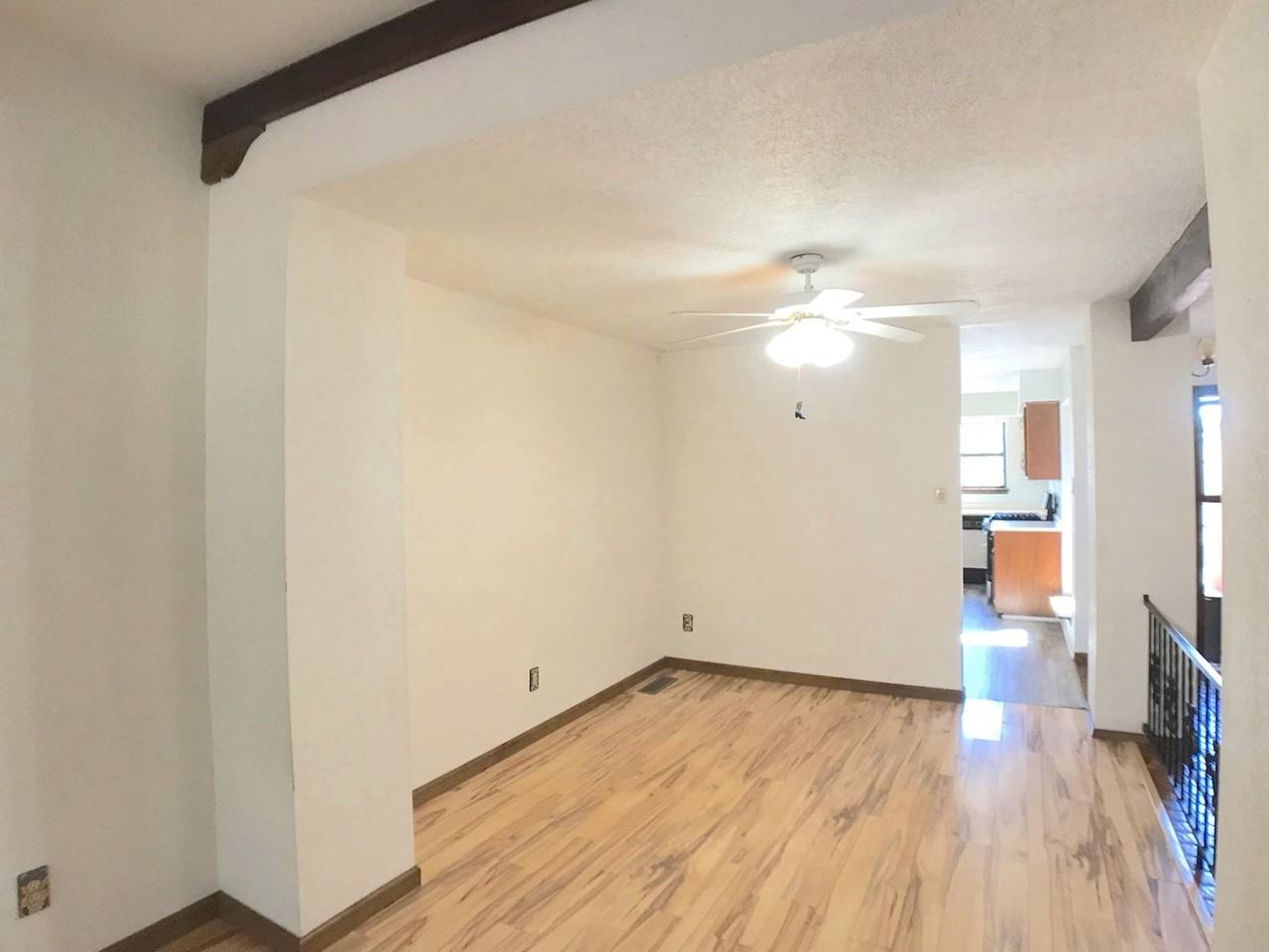 1099 Carmel Rd - Photo 6 of 25