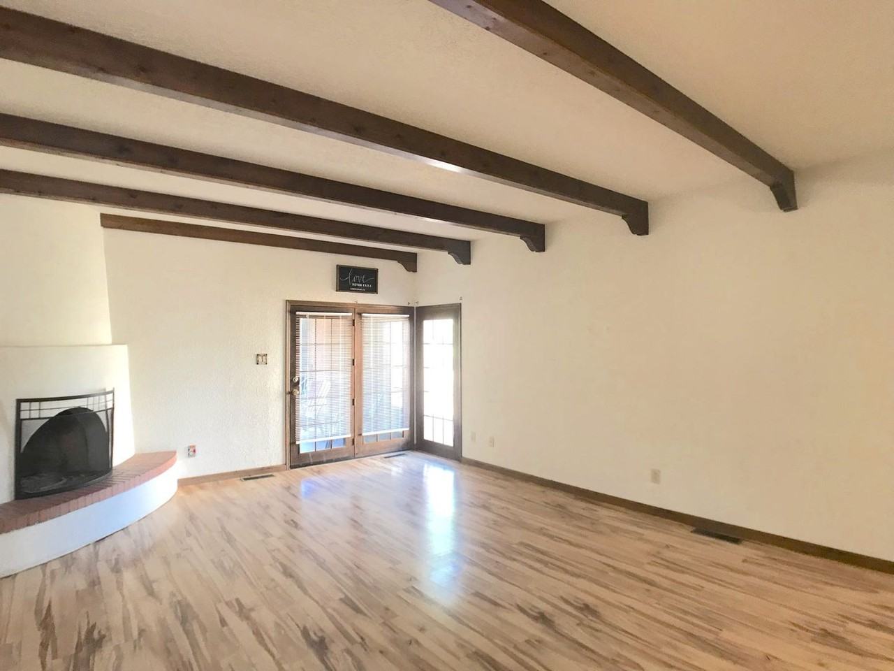 1099 Carmel Rd - Photo 7 of 25