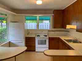 featured image of 17 S Kalaheo Ave