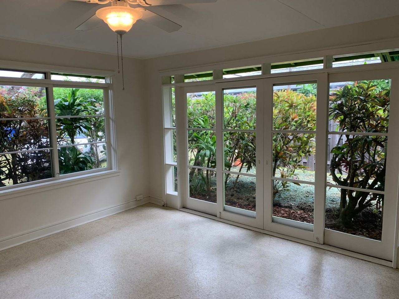 17 S Kalaheo Ave - Photo 2 of 10