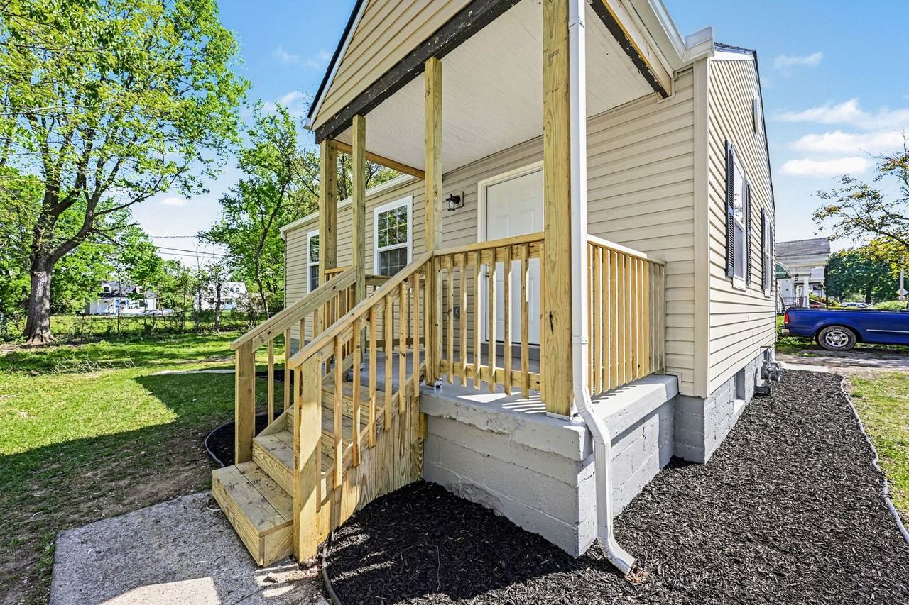 4629 Queens Ave - Photo 4 of 25