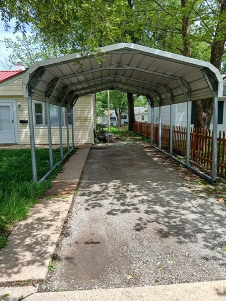 5 Stephendale Ct - Photo 2 of 5