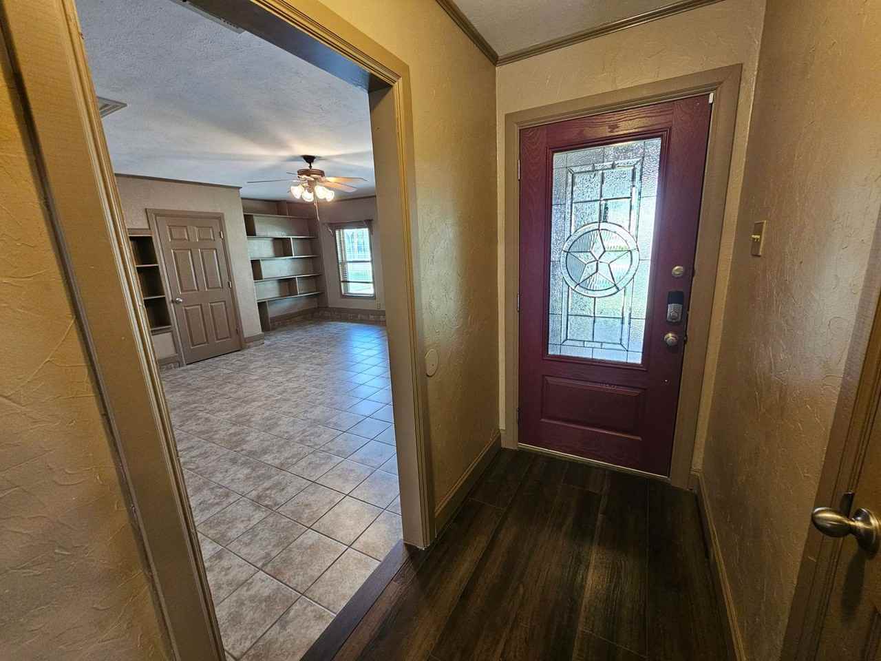 1701 Coral Rock Ct - Photo 4 of 30