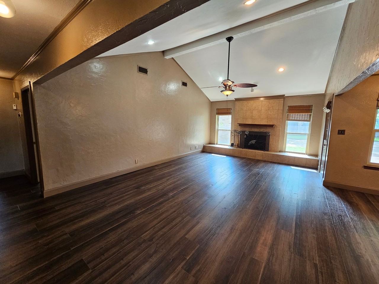 1701 Coral Rock Ct - Photo 5 of 30