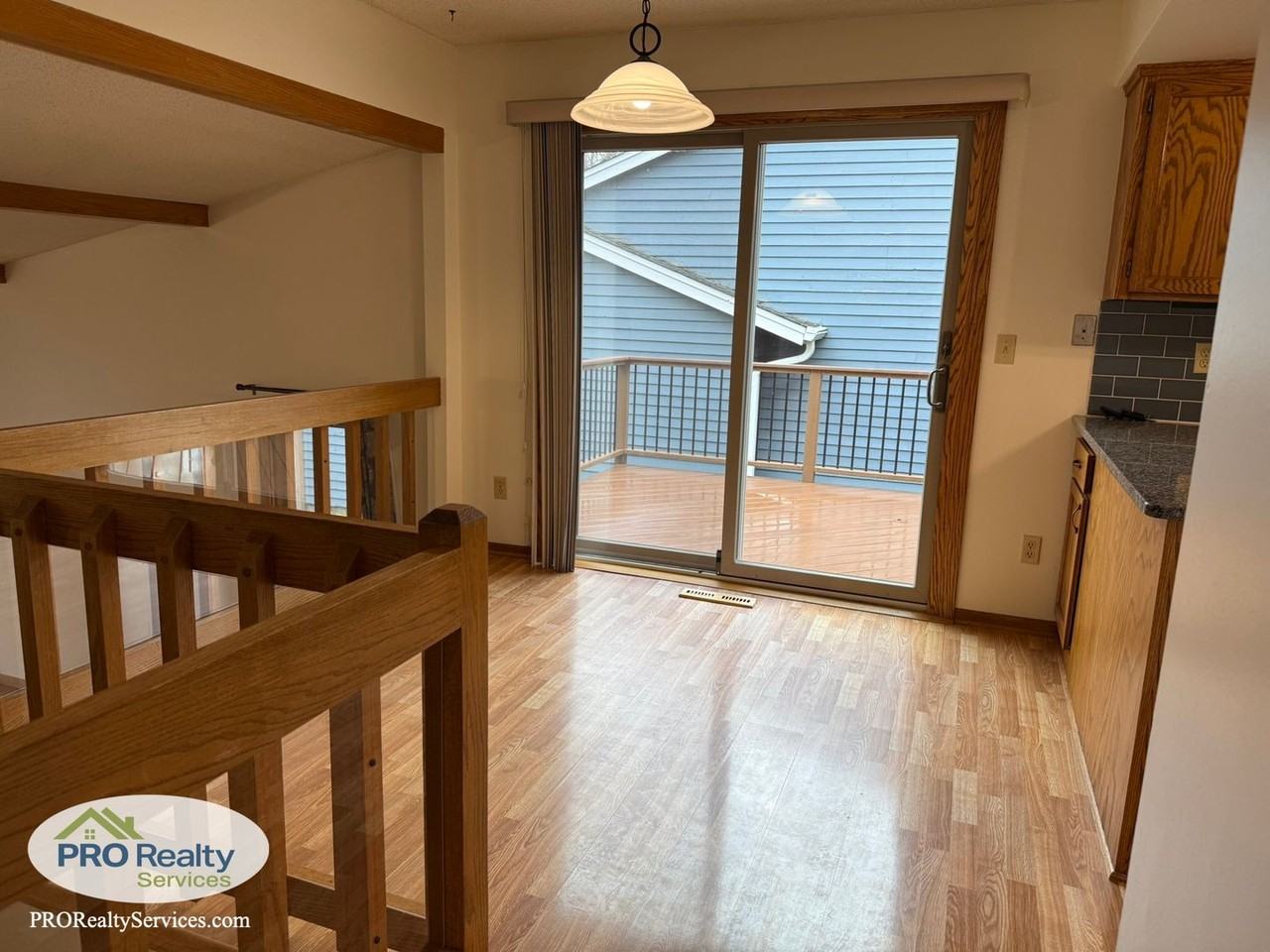 5593 Sheldon St - Photo 2 of 28