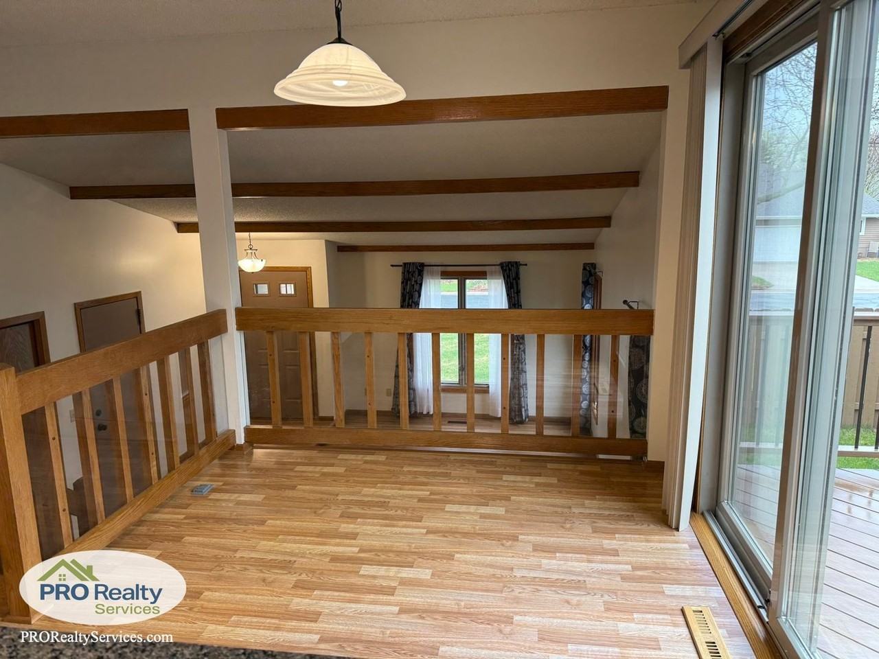 5593 Sheldon St - Photo 3 of 28