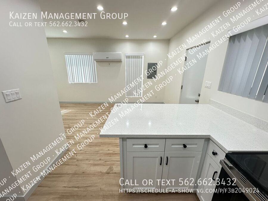 11893 Truro Ave #12 - Photo 6 of 12