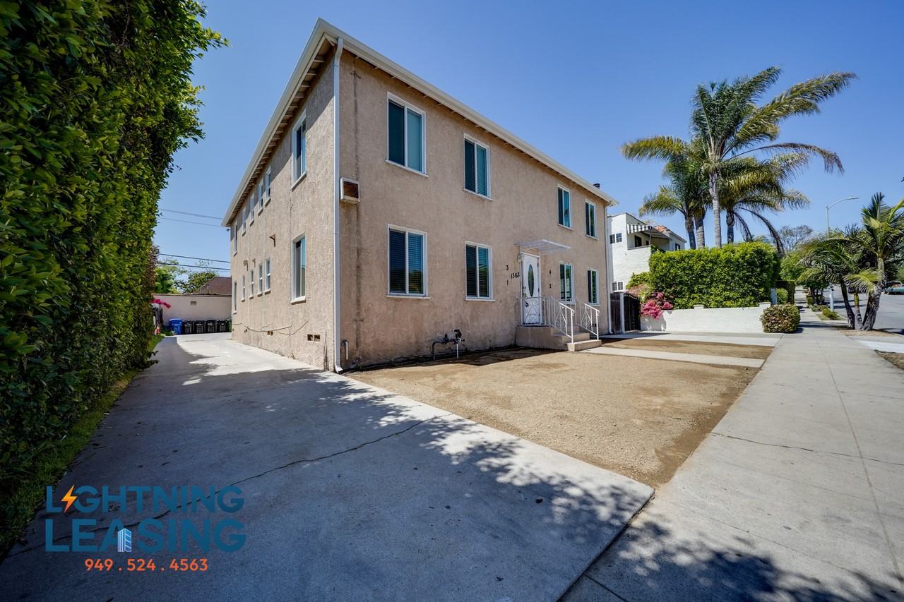 1363 Hauser Blvd #3 - Photo 3 of 21