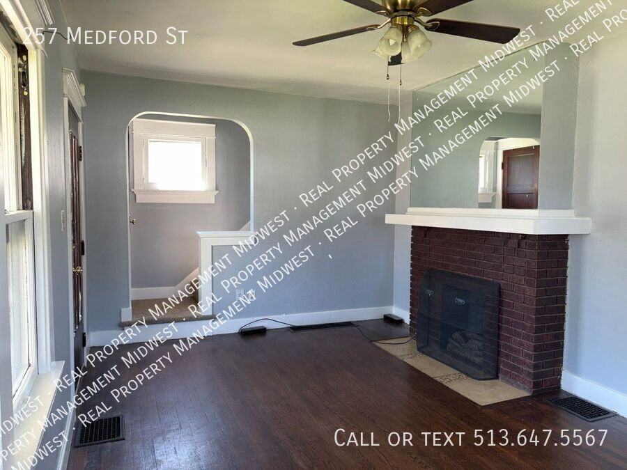 257 Medford St - Photo 3 of 12