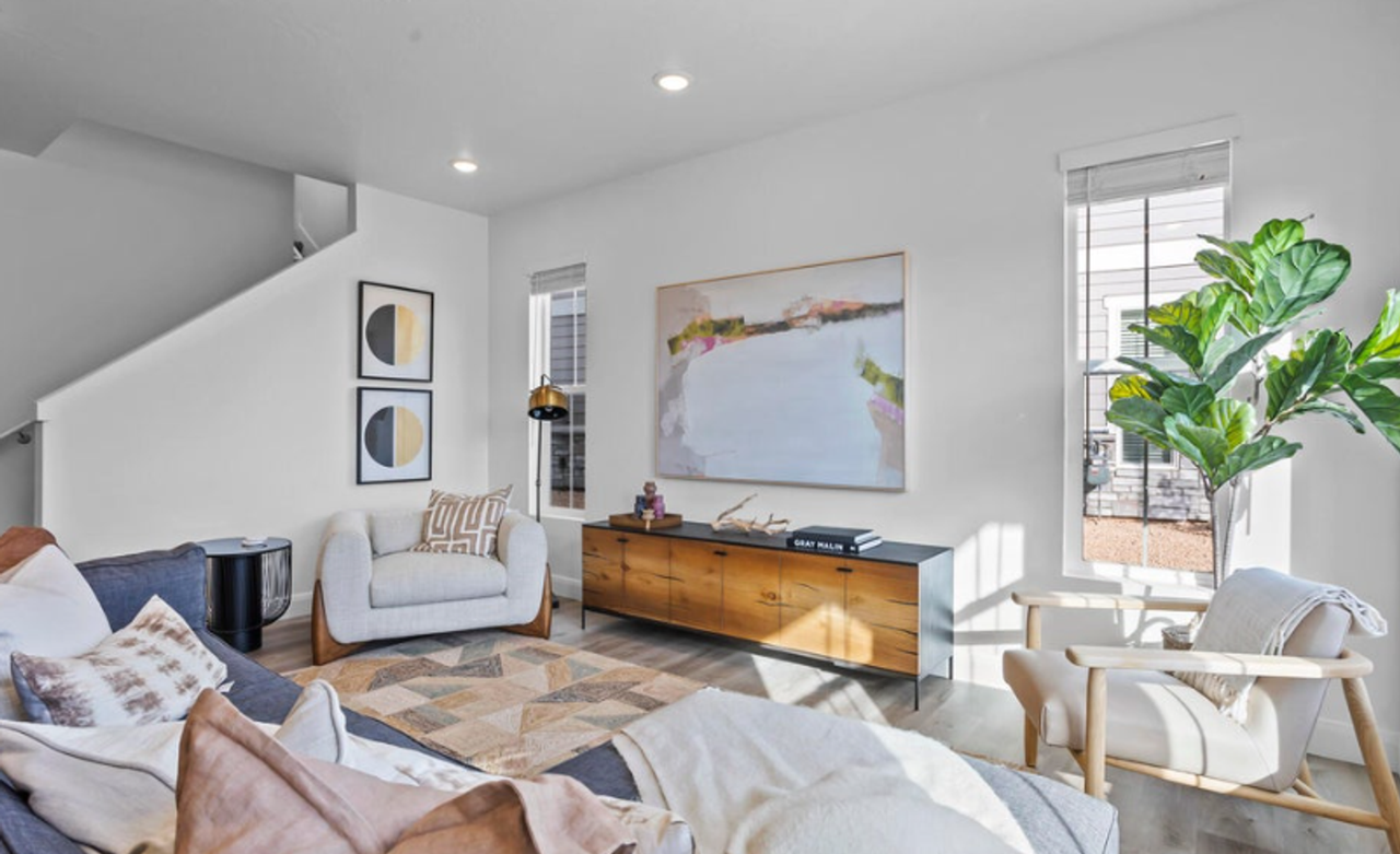 488 W Greenstone Pl - Photo 6 of 27