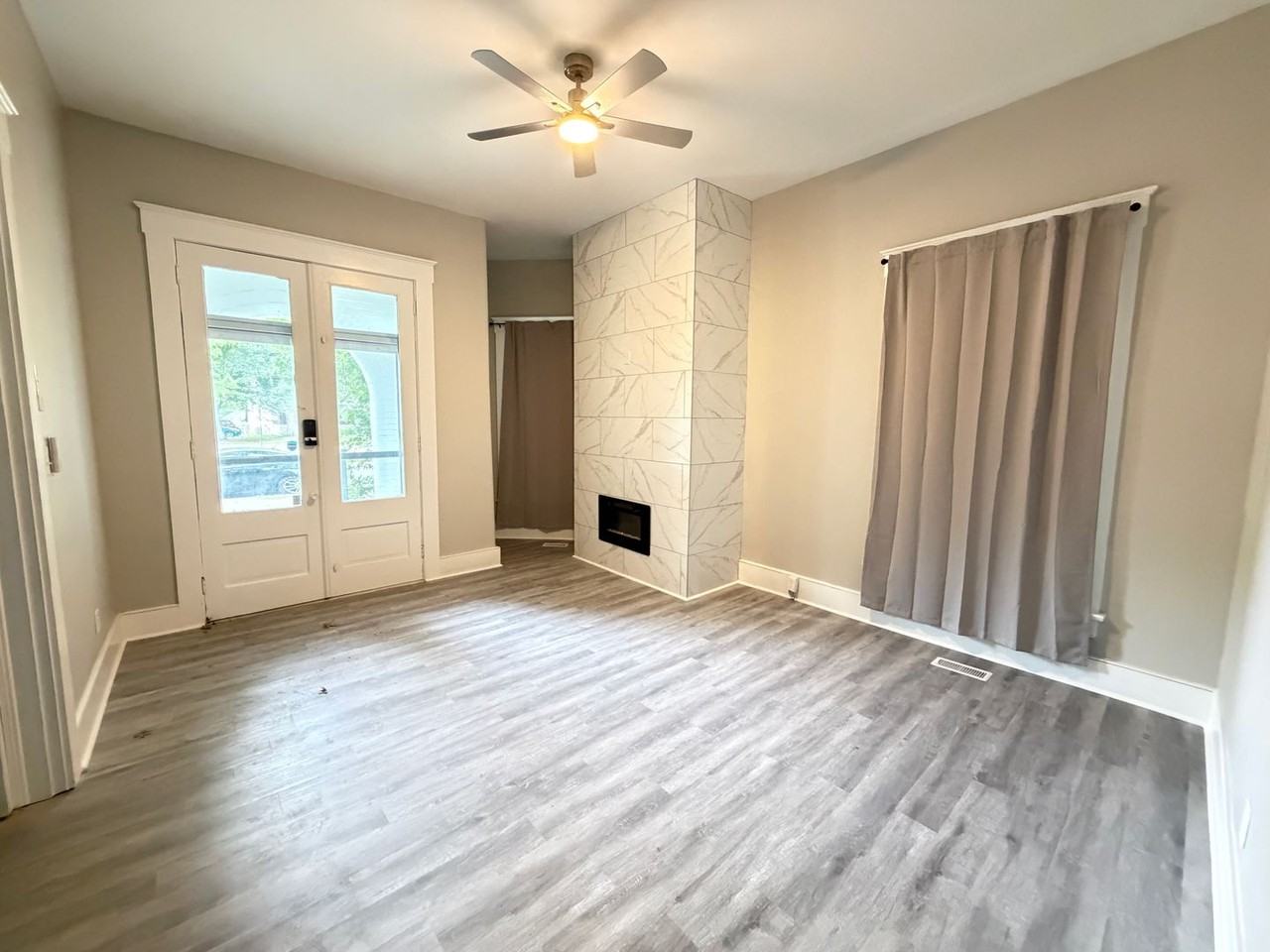 3830 Southern Pkwy - Photo 4 of 42