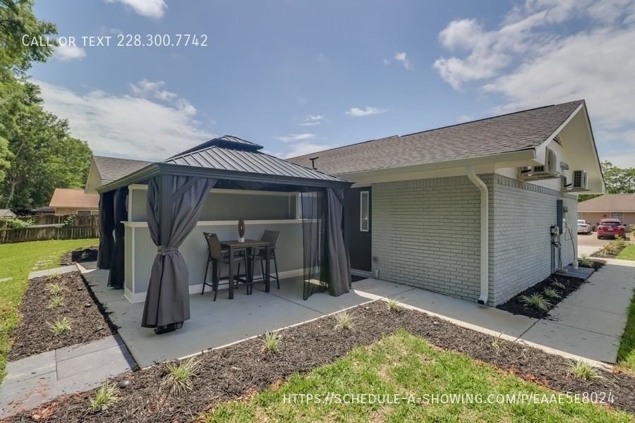 508 Tasha Drive-Studio - Photo 6 of 11