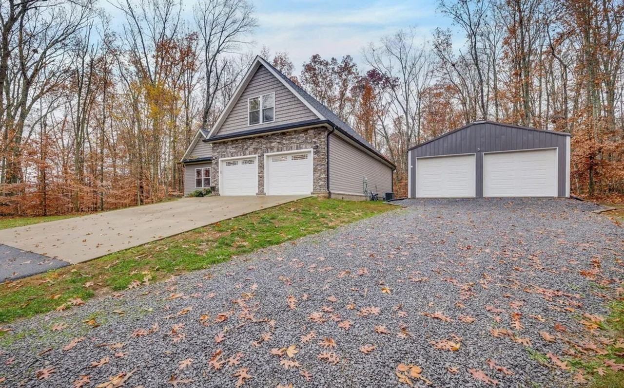 262 Allenwood Dr - Photo 3 of 3