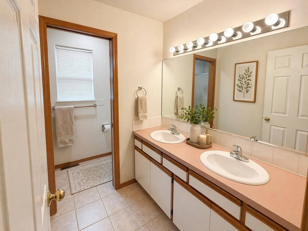 42 E Hastings Rd - Photo 3 of 14