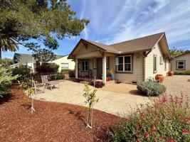featured image of 1665 Laurel Ave