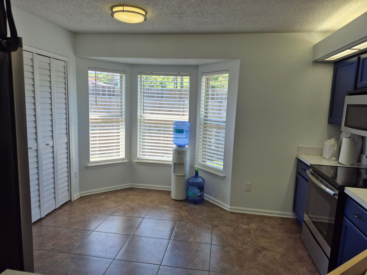 8513 Rockridge Dr - Photo 7 of 22