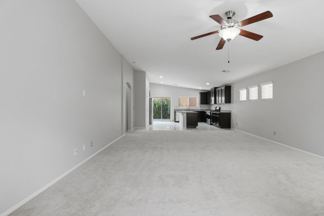 4557 Rockland Break Ct - Photo 5 of 50