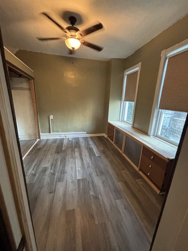 5322 Ludlow St - Photo 2 of 10