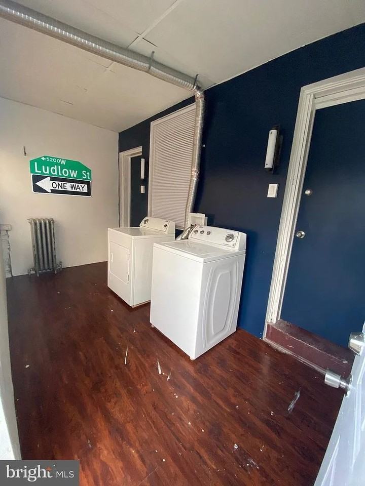 5322 Ludlow St - Photo 3 of 10