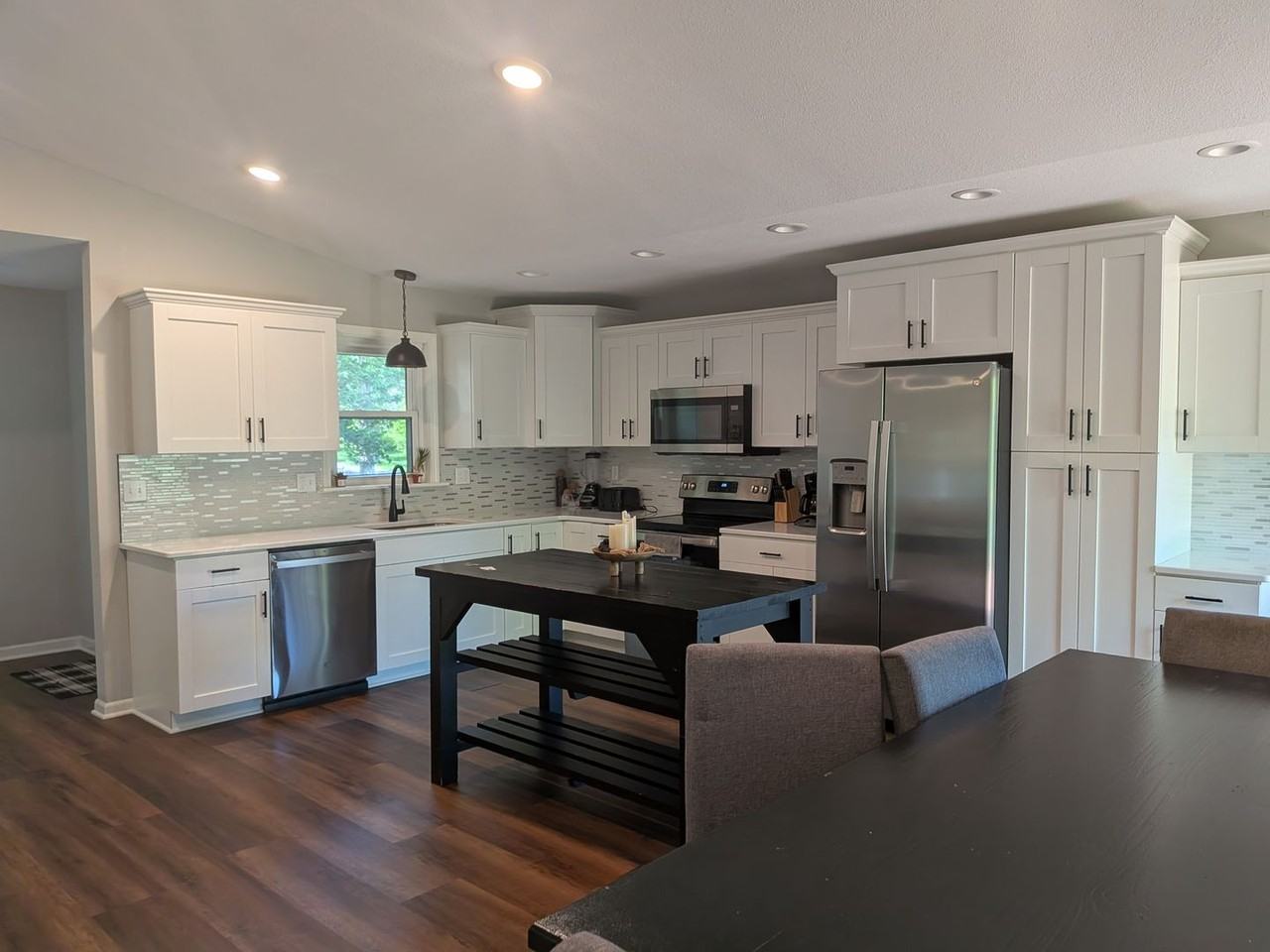 7802 Rollingwood W Dr - Photo 7 of 50