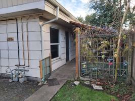 featured image of 350 Se Lilly Ave