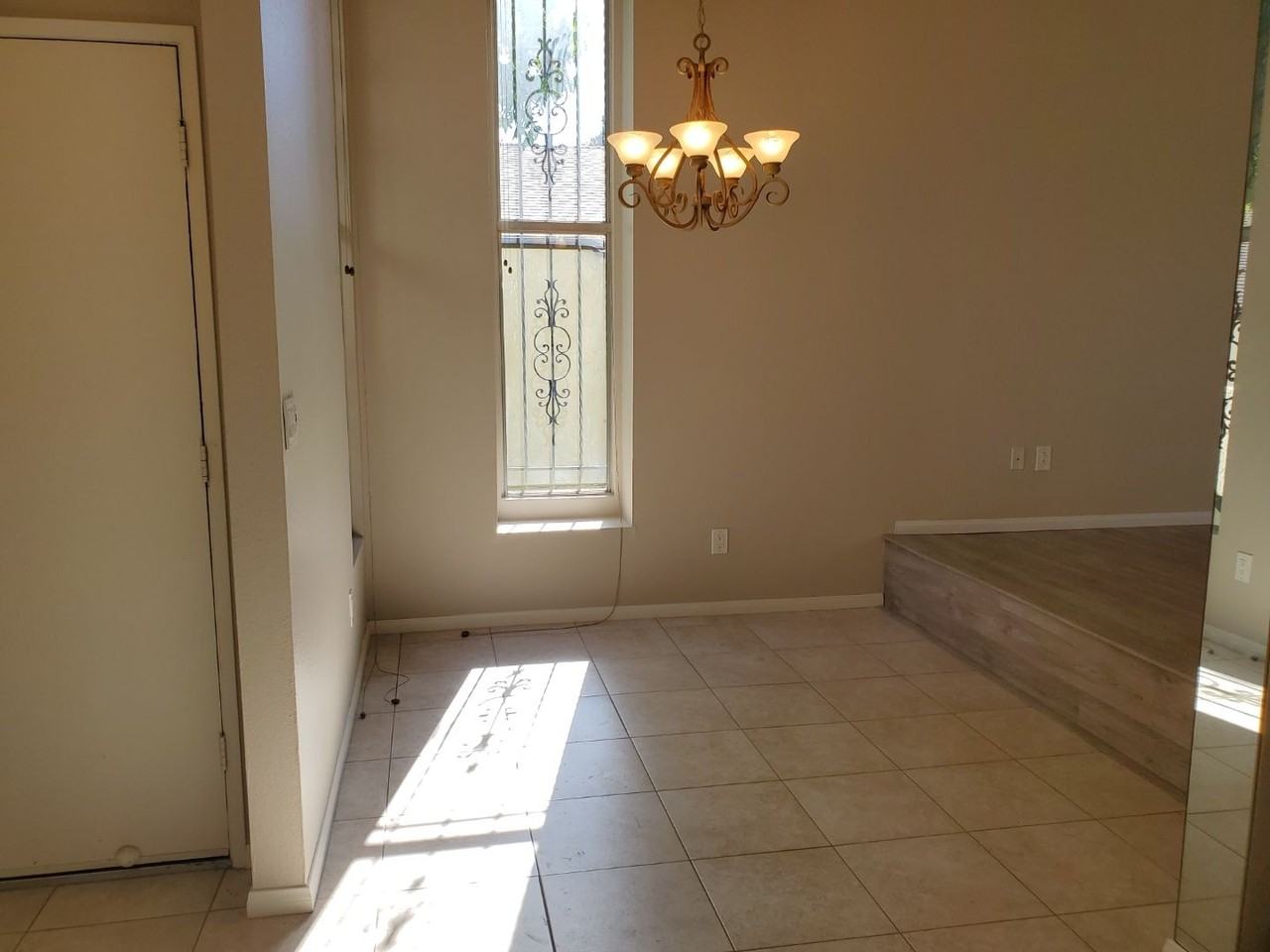 1504 Bobwhite Ln - Photo 3 of 27