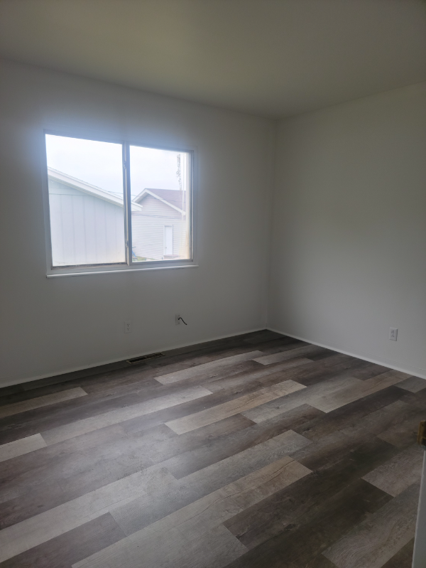922 Boon St - Photo 4 of 10