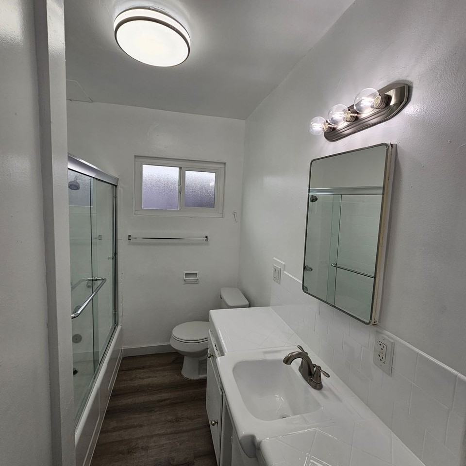 3376 Martin Luther King Jr Blvd - Photo 7 of 8