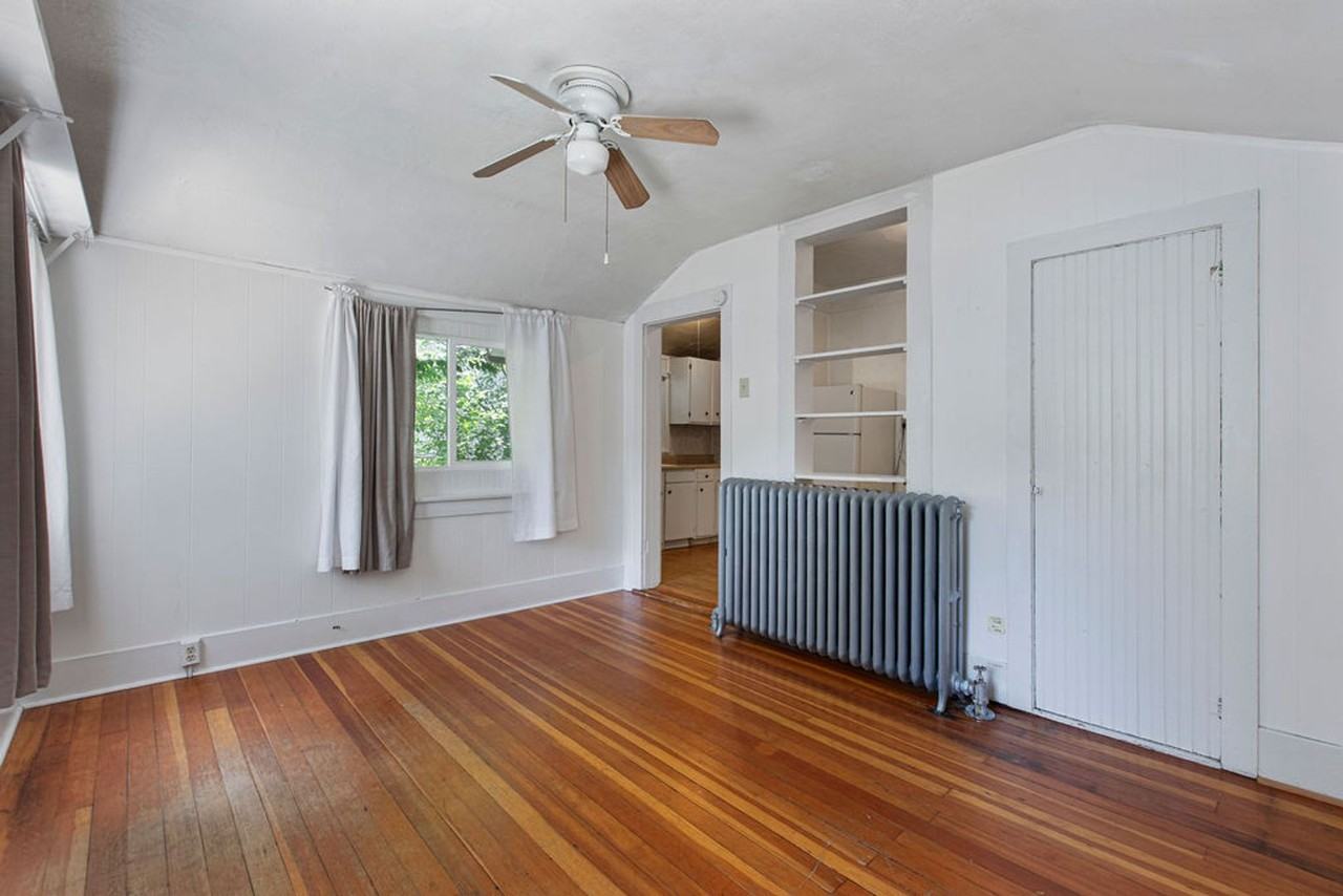 205 N Sherwood St - Photo 7 of 13