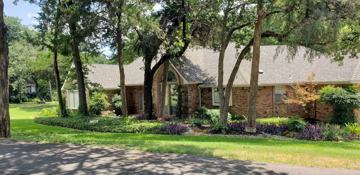 featured image of 7451 Lake Ridge Rd