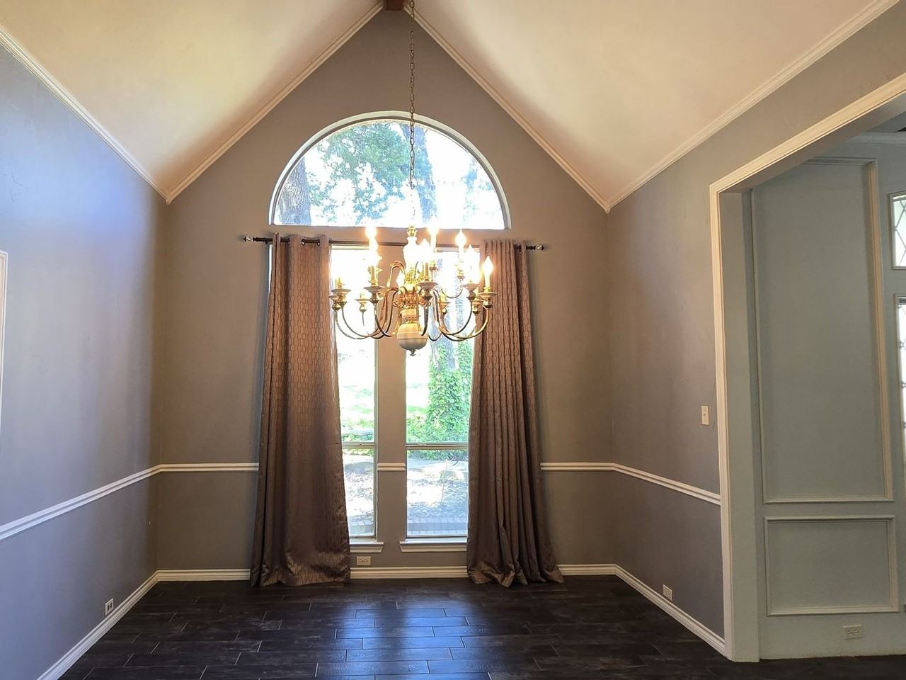 7451 Lake Ridge Rd - Photo 4 of 18