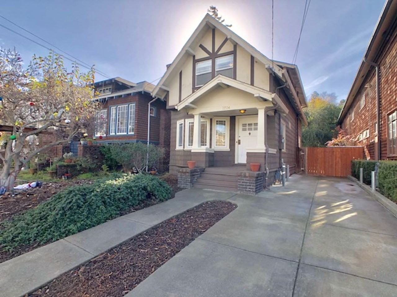 1714 Santa Clara Ave - Photo 2 of 26