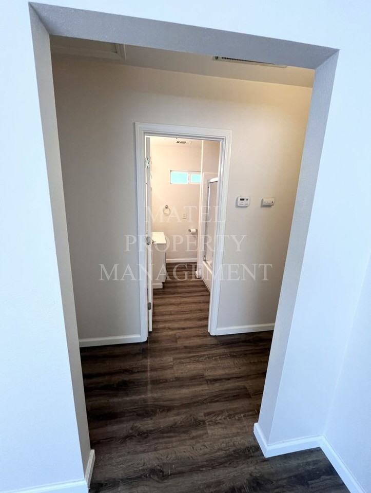 310 Davis St - Photo 6 of 14