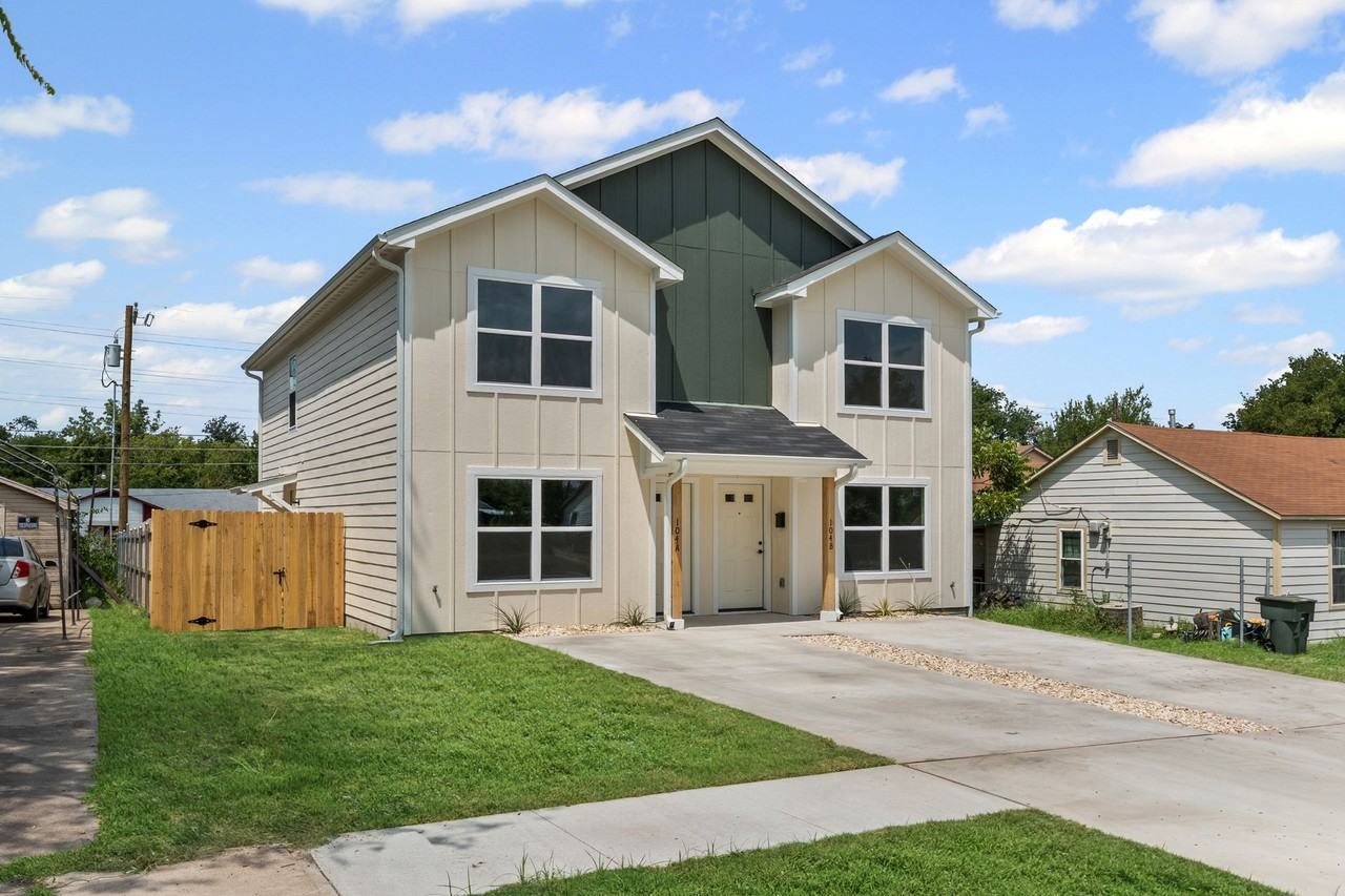 104 S 22nd St #B - Photo 2 of 29