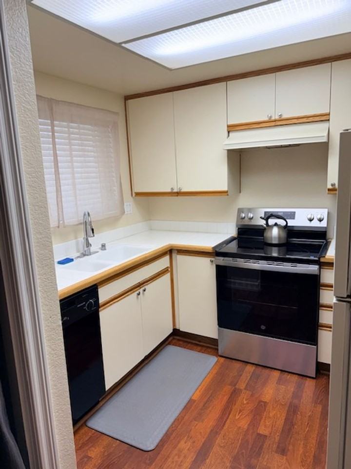 27786 Zircon - Photo 4 of 16