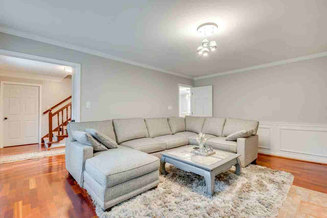 2093 Breconridge Dr Sw - Photo 3 of 32