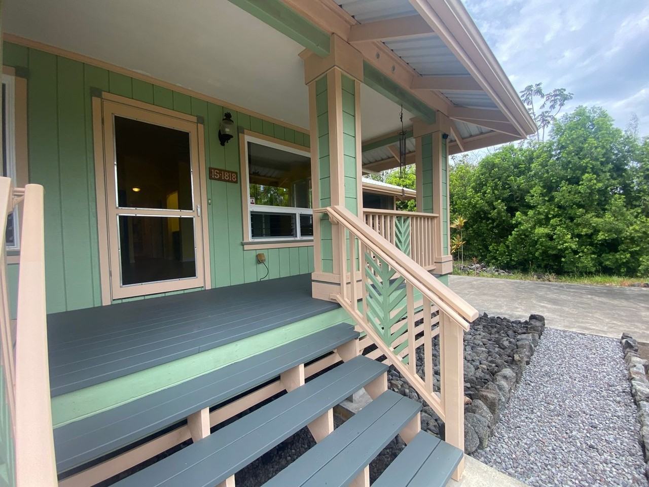 15-1818 4th Ave - Photo 2 of 37