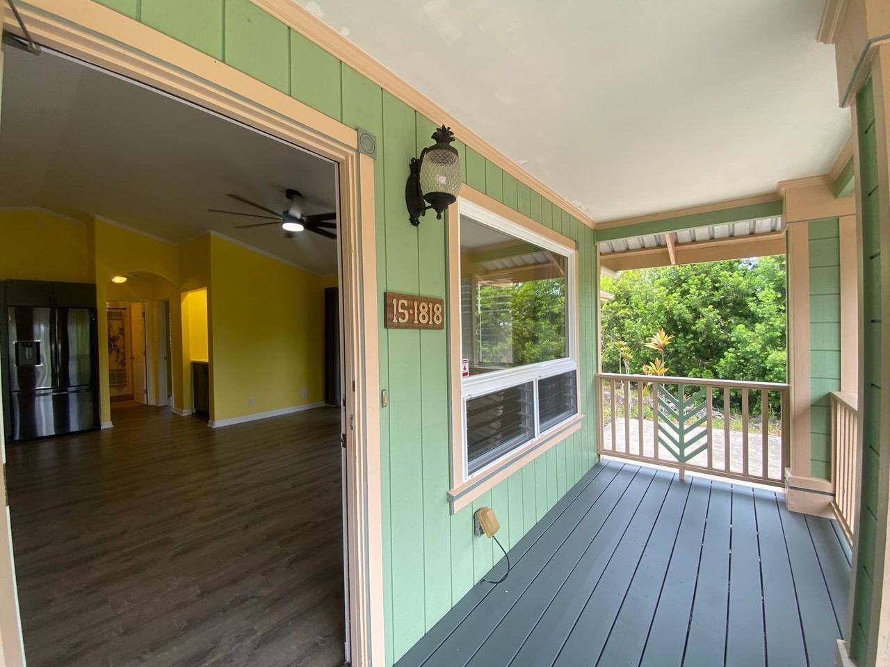 15-1818 4th Ave - Photo 3 of 37