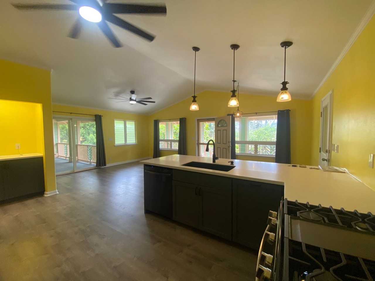 15-1818 4th Ave - Photo 6 of 37