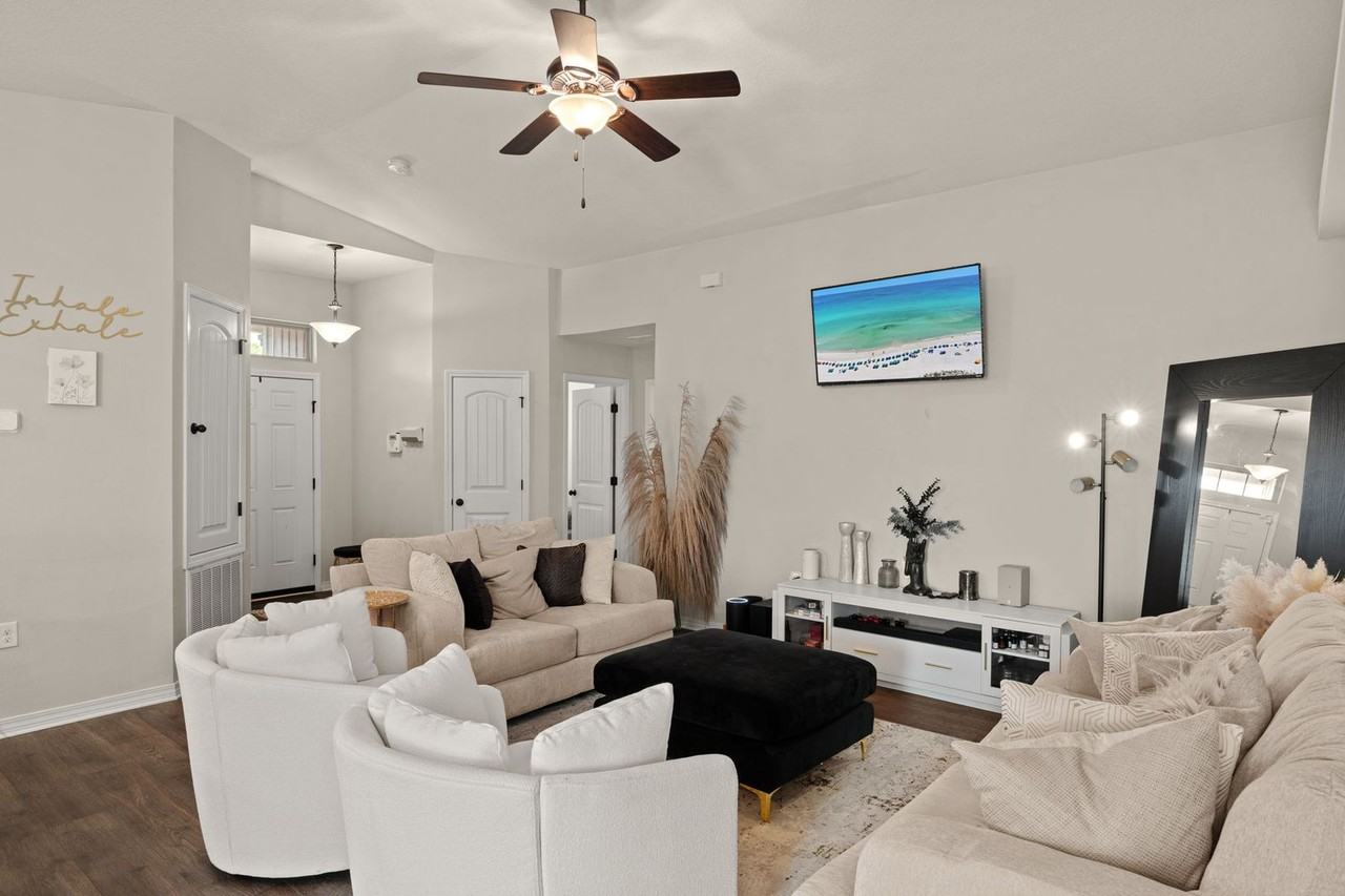 124 Lillian Way - Photo 6 of 20