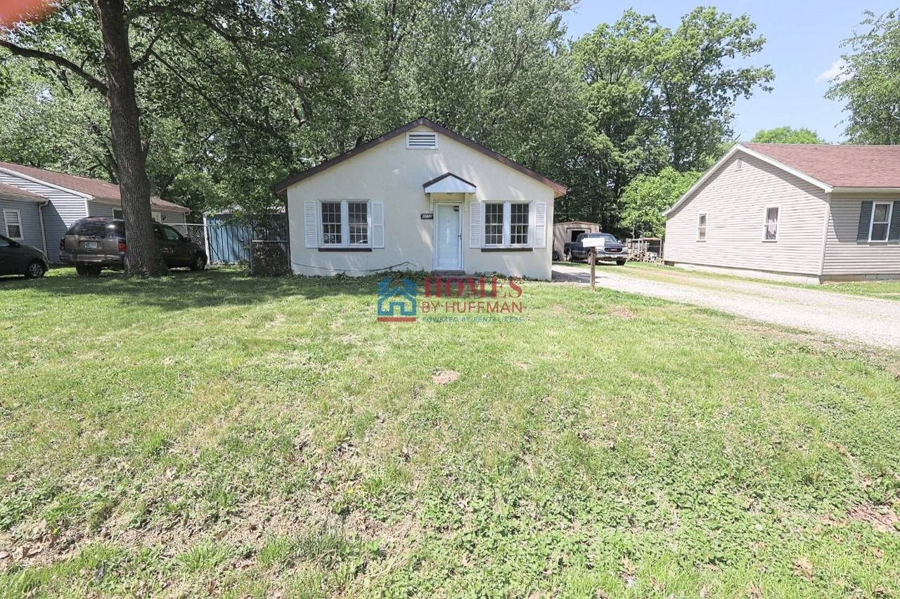 1713 Hawthorne Ave - Photo 2 of 23