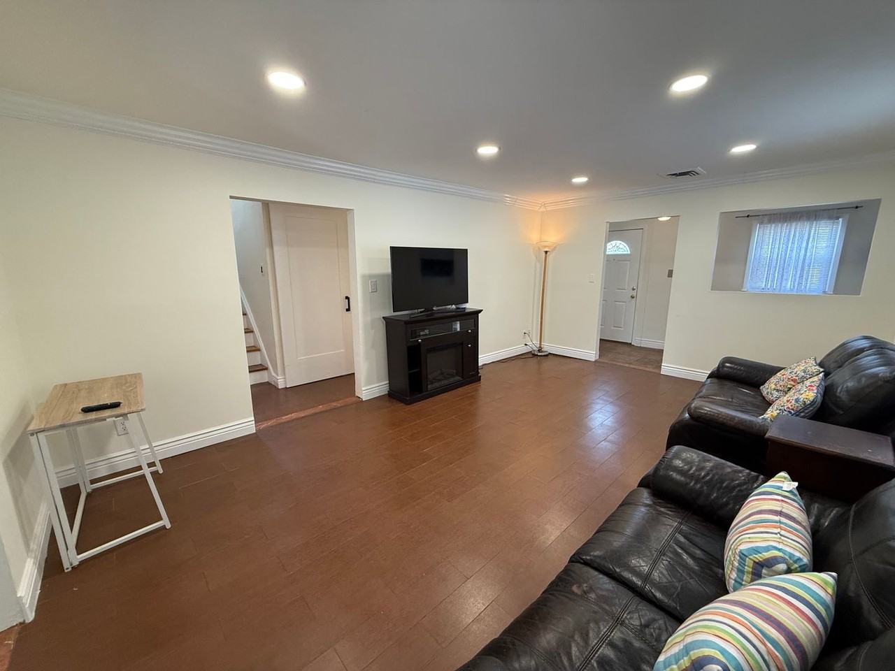 556 W Park Ave - Photo 5 of 30