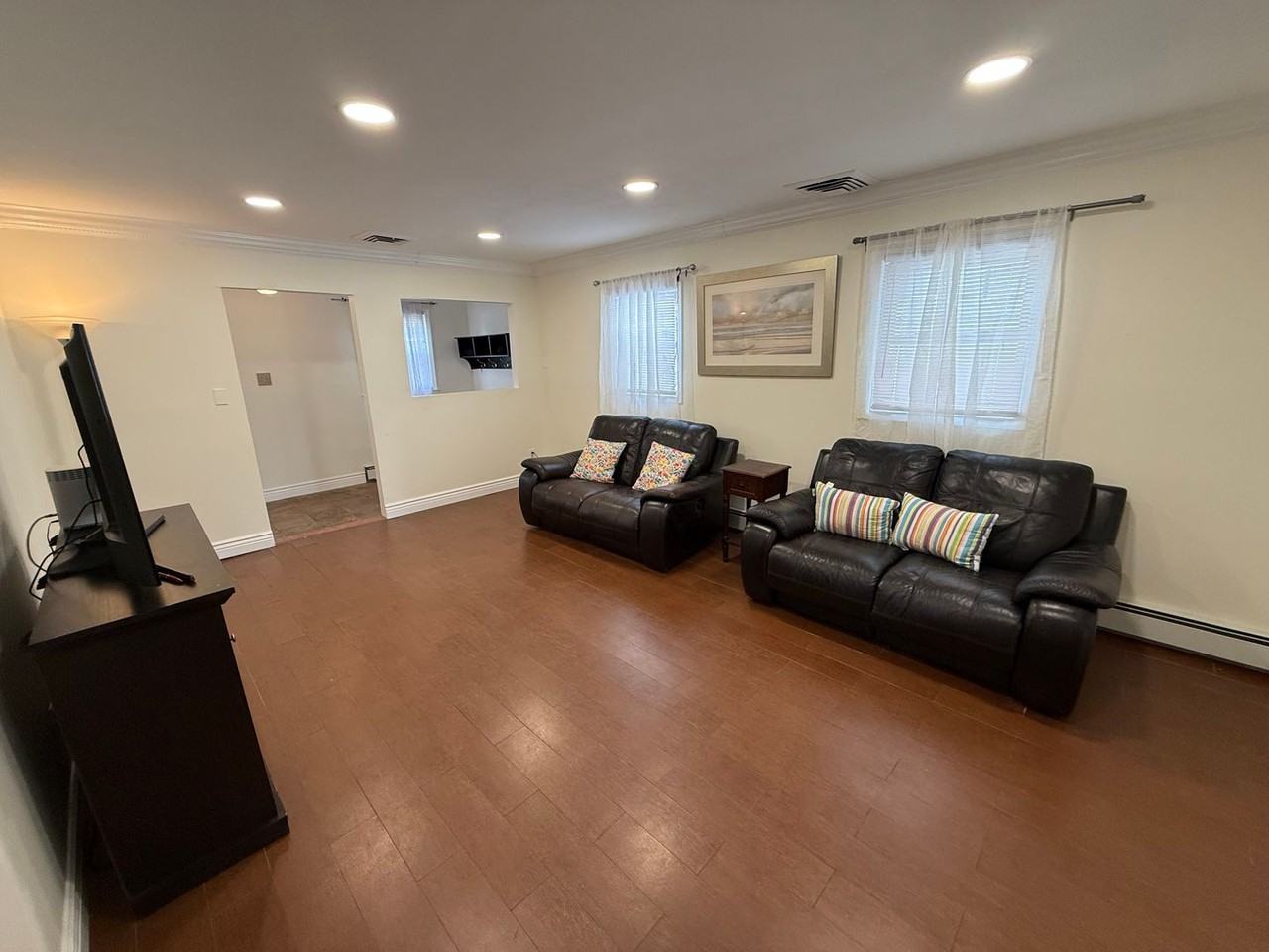 556 W Park Ave - Photo 6 of 30