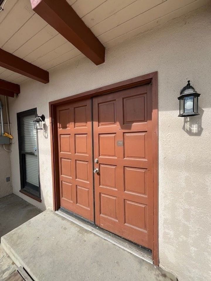 2344 W Walnut Ave - Photo 3 of 13